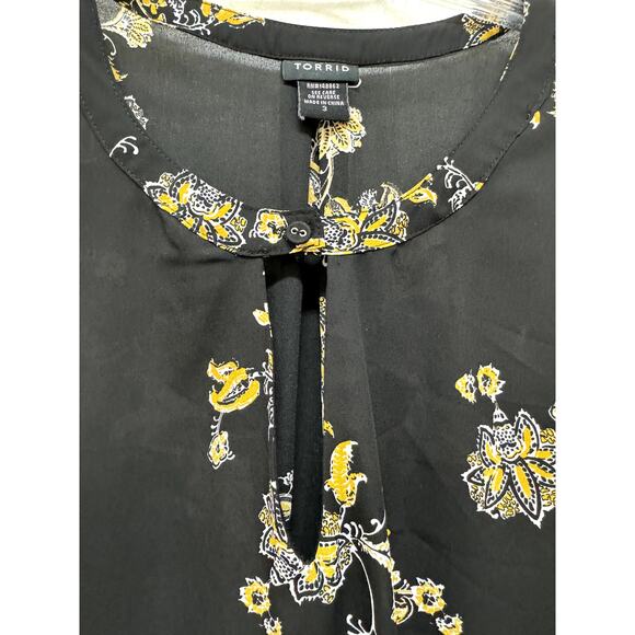 Torrid Size 3  Long Sleeve 3/4 Roll Sleeve Tunic Black Yellow Floral Polyester - Picture 6 of 6
